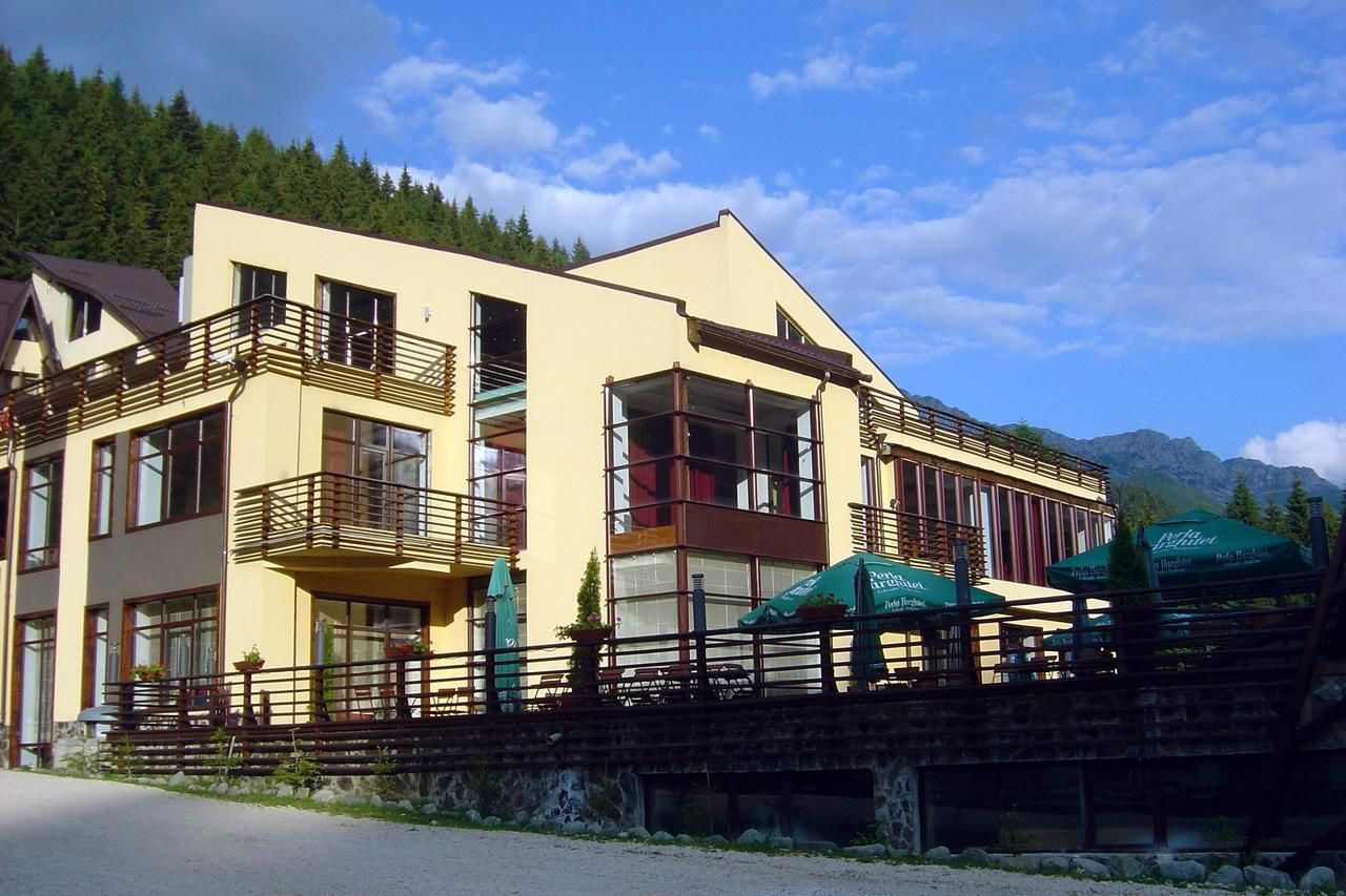 Отель Mistral Resort by Zeus International Мойечу-де-Сус-6