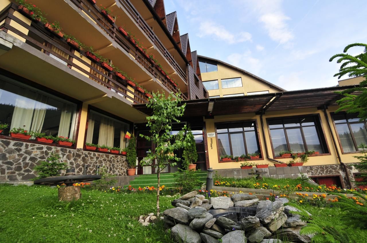 Отель Mistral Resort by Zeus International Мойечу-де-Сус-9