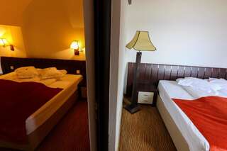 Отель Mistral Resort by Zeus International Мойечу-де-Сус Люкс с 2 спальнями и видом на горы-2