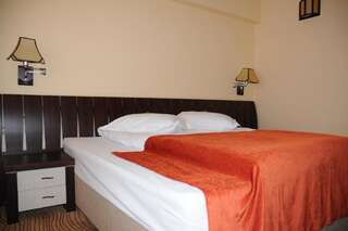 Отель Mistral Resort by Zeus International Мойечу-де-Сус Двухместный номер с 2 отдельными кроватями-4