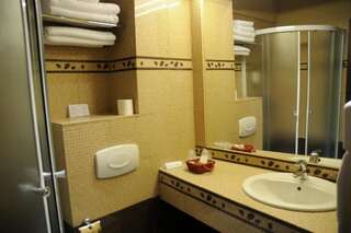 Отель Mistral Resort by Zeus International Мойечу-де-Сус Двухместный номер с 2 отдельными кроватями-7